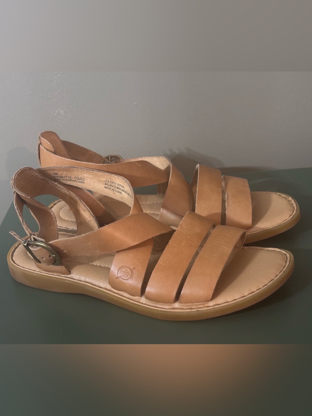 Born Imogen Womens Tan Leather Strappy Ankle Buckle Gladiator Sandals Size 6